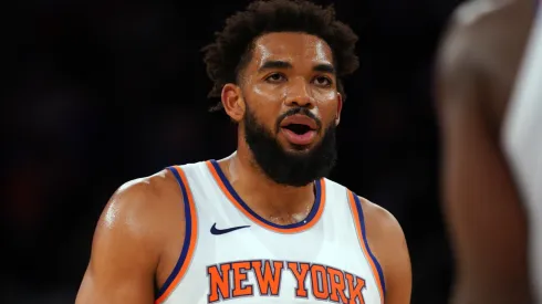  Karl-Anthony Towns #32 of the New York Knicks reacts against the Washington Wizards during the second half of a preseason game at Madison Square Garden on October 09, 2024 in New York City. 
