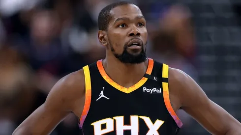 Kevin Durant #35 of the Phoenix Suns reacts during a 125-119 Suns win over the the LA Clippers at Intuit Dome on October 31, 2024 in Inglewood, California.
