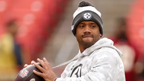 Russell Wilson #3 of the Pittsburgh Steelers warms up prior to a game against the Pittsburgh Steelers at Northwest Stadium on November 10, 2024 in Landover, Maryland.
