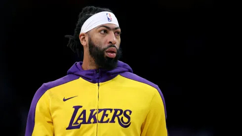 Anthony Davis #3 of the Los Angeles Lakers during warm up before the game against the Memphis Grizzlies at Crypto.com Arena 
