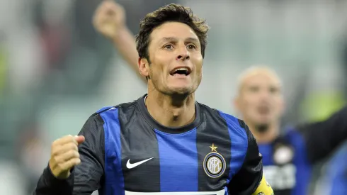 Javier Zanetti of FC Inter Milan celebrates victory at the end of the Serie A match between Juventus FC and FC Internazionale Milano at Juventus Arena
