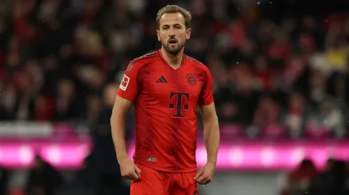 Harry Kane of FC Bayern München looks on during the Bundesliga match between FC Bayern München and FC Augsburg
