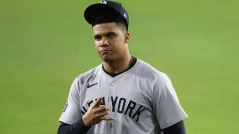 Juan Soto #22 of the New York Yankees gestures as they play the Los Angeles Dodgers in the sixth inning during Game Two of the 2024 World Series at Dodger Stadium on October 26, 2024 in Los Angeles, California. 
