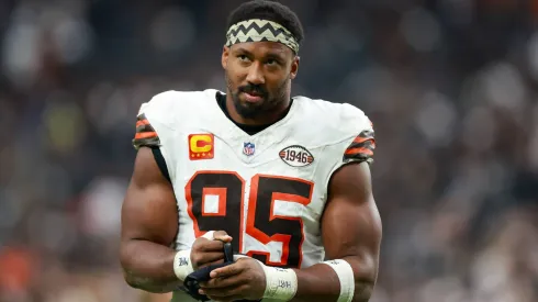 Cleveland Browns defensive end Myles Garrett (95) walks off the field after a NFL, American Football Herren, USA game between the Cleveland Browns vs Las Vegas Raiders game on September 29, 2024, at Allegiant Stadium in Las Vegas, NV.
