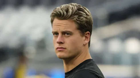 Cincinnati Bengals quarterback Joe Burrow (9) during the Cincinnati Bengals vs Los Angeles Chargers game on November 17, 2024, at SoFi Stadium in Inglewood, CA.
