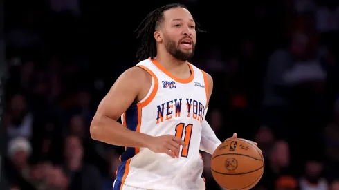  Jalen Brunson #11 of the New York Knicks leads the offense in the second half against the Detroit Pistons at Madison Square Garden on December 07, 2024 in New York City. 
