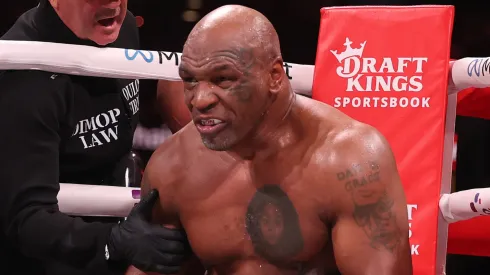  Mike Tyson sits in his corner between rounds against Jake Paul during LIVE On Netflix: Jake Paul vs. Mike Tyson at AT&T Stadium on November 15, 2024 in Arlington, Texas.
