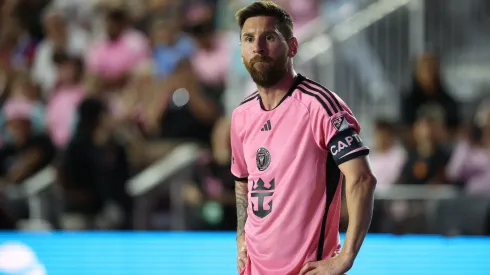 Inter Miami forward Lionel Messi (10) waits for an injury to clear before taking a corner during the game between Atlanta United and Inter Miami.
