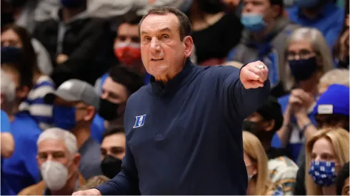 December 22, 2021: Duke Blue Devils head coach Mike Krzyzewski points during the NCAA, College League, USA Basketball game between the Virginia Tech Hokies and the Duke Blue Devils at Cameron Indoor Stadium in Durham, North Carolina. CSM Durham USA – ZUMAc04_ 20211223_zaf_c04_066 
