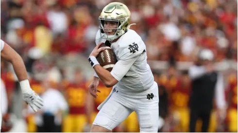 Notre Dame quarterback Riley Leonard