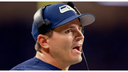 Seattle Seahawks vs. Detroit Lions DETROIT, MICHIGAN-SEPTEMBER 30: Seattle Seahawks head coach Mike Macdonald communicates during a game between the Detroit Lions and the Seattle Seahawks in Detroit, Michigan USA, on Monday, September 30, 2024 Detroit Michigan United States
