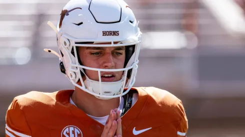 Arch Manning 16 of the Texas Longhorns during pre game warmups vs the Mississippi State Bulldogs at DKR-Memorial Stadium.
