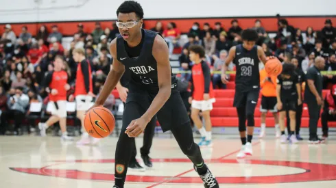 Bryce James #5 of the Sierra Canyon Trailblazers warms up before the game against the Cleveland Cavaliers at Cleveland High School 
