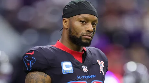 Joe Mixon #28 of the Houston Texans warms up prior to the game against the Baltimore Ravens at NRG Stadium on December 25, 2024 in Houston, Texas.
