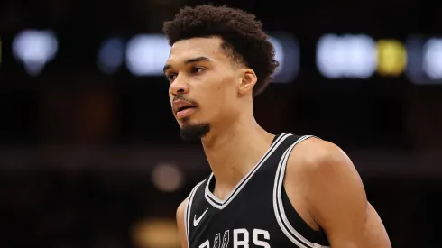 Victor Wembanyama #1 of the San Antonio Spurs during a game against the Chicago Bulls on January 06, 2025.