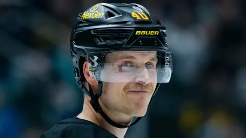 Elias Pettersson #40 of the Vancouver Canucks waits for a face off during the first period of their NHL game against the Edmonton Oilers at Rogers Arena on November 9, 2024 in Vancouver, British Columbia, Canada.