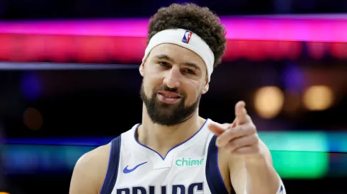 Klay Thompson #31 of the Dallas Mavericks points at a fan during the second half of the game against the Philadelphia 76ers at the Wells Fargo Center.