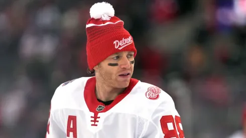 Patrick Kane #88 of the Detroit Red Wings warms up prior to the 2025 NHL Stadium Series against the Columbus Blue Jackets at Ohio Stadium on March 01, 2025 in Columbus, Ohio.