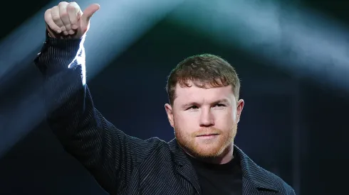 Canelo Alvarez of Mexico acknowledges the crowd during his press conference with William Scull of Cuba (not pictured) to promote their Super Middleweight World Championship fight at Radio City Music Hall on March 06, 2025 in New York City.
