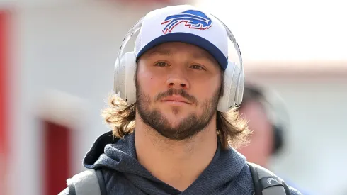 Josh Allen #17 of the Buffalo Bills arrives prior to the AFC Championship Game against the Kansas City Chiefs at GEHA Field at Arrowhead Stadium on January 26, 2025 in Kansas City, Missouri.