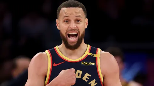 Stephen Curry #30 of the Golden State Warriors talks with fans after a shot in the fourth quarter against the New York Knicks at Madison Square Garden on March 04, 2025.