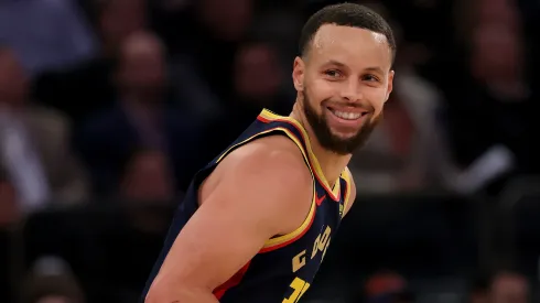 Stephen Curry #30 of the Golden State Warriors reacts to a shot in the first half against the New York Knicks at Madison Square Garden.