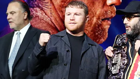 Canelo Alvarez of Mexico (L) poses with William Scull of Cuba (R) as chairman of Saudi Arabia's General Entertainment Authority Turki Alalshikh (C) holds the belts during a press conference to promote their Super Middleweight World Championship fight at Radio City Music Hall on March 06, 2025 in New York City.