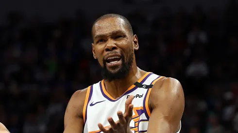 Kevin Durant #35 of the Phoenix Suns reacts against the Minnesota Timberwolves
