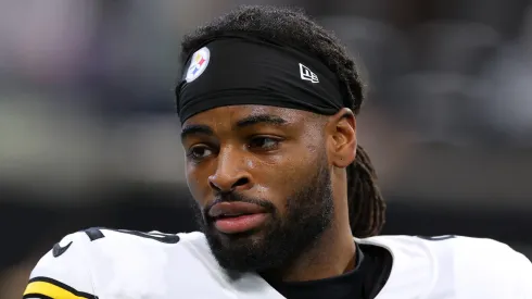 Najee Harris looks on before the game against the Atlanta Falcons at Mercedes-Benz Stadium on December 04, 2022 in Atlanta, Georgia.
