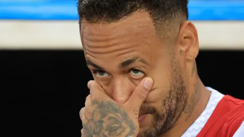 Neymar Jr of Santos reacts prior to the match between Fluminense and Santos as part of Brasileirao 2025 at Maracana Stadium on April 13, 2025
