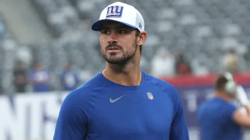 Quarterback Daniel Jones #8 of the New York Giants warms up before a preseason game against the Detroit Lions at MetLife Stadium on August 08, 2024 in East Rutherford, New Jersey.