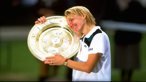 Jana Notvona celebrates her Wimbledon victory in 1998