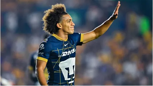 Adalberto Carrasquilla of Pumas
