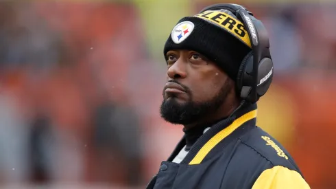 Head coach Mike Tomlin of the Pittsburgh Steelers looks on during the second quarter against the Cleveland Browns at FirstEnergy Stadium on November 20, 2016 in Cleveland, Ohio.