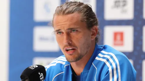 Alexander Zverev lost to Alexandre Muller in the round of 16 of the Hamburg Open