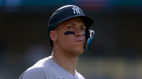 Aaron Judge #99 of the New York Yankees waits on deck during an 18-2 loss to the Los Angeles Dodgers at Dodger Stadium on May 31, 2025 in Los Angeles, California.
