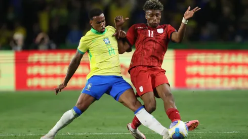 Gabriel of Brazil and Kevin Rodriguez of Ecuador battle for the ball during a South American FIFA World Cup 2026 Qualifier match.