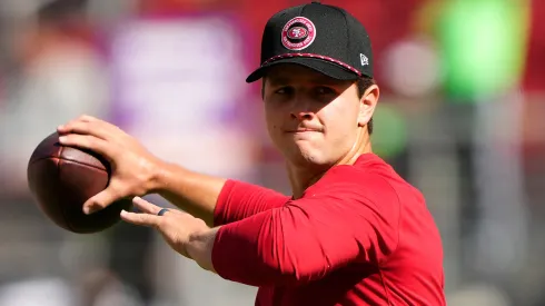 Brock Purdy #13 of the San Francisco 49ers warms up prior to a game against the Kansas City Chiefs at Levi's Stadium on October 20, 2024 in Santa Clara, California.