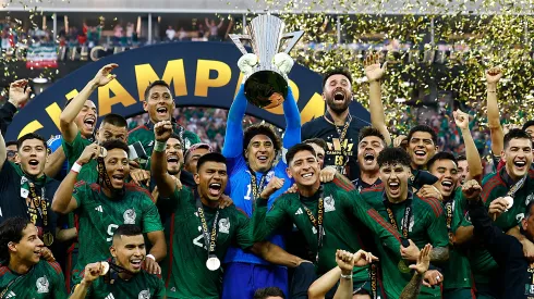 Guillermo Ochoa #13 of Mexico celebrates after defeating Panama 1-0 in the Concacaf Gold Cup final.
