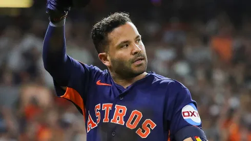 Jose Altuve #27 of the Houston Astros acknowledges the fans after hitting his 2000th career hit in the fifth inning vagainst the Seattle Mariners at Minute Maid Park on August 19, 2023 in Houston, Texas.