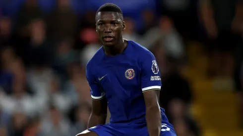 Moises Caicedo playing for Chelsea