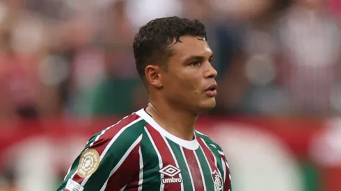 Thiago Silva #3 of Fluminense FC controls the ball during the FIFA Club World Cup 2025 group F match between Fluminense FC and Ulsan HD FC at MetLife Stadium on June 21, 2025 in East Rutherford, New Jersey.