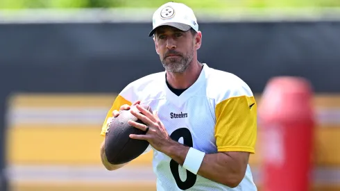 Aaron Rodgers #8 of the Pittsburgh Steelers looks to pass during Minicamp at UPMC Rooney Sports Complex on June 11, 2025 in Pittsburgh, Pennsylvania.