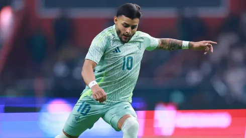 Alexis Vega kicks the ball during the CONCACAF Nations League match between Mexico and Honduras