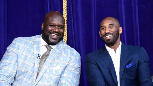 Former Los Angeles Lakers players Shaquille O'Neal (L) Kobe Bryant and coach Phil Jackson during a ceremony where of O'Neal's statue