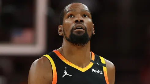 Kevin Durant #35 of the Phoenix Suns.