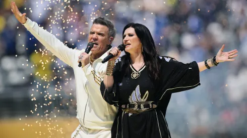 Robbie Williams and Laura Pausini perform during the Final Pre-Match Performance prior to the FIFA Club World Cup 2025 Final match between Chelsea FC and Paris Saint-Germain at MetLife Stadium on July 13, 2025.

