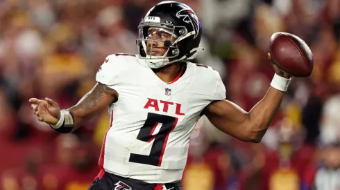 Michael Penix Jr. #9 of the Atlanta Falcons throws a pass in the fourth quarter against the Washington Commanders at Northwest Stadium on December 29, 2024 in Landover, Maryland.