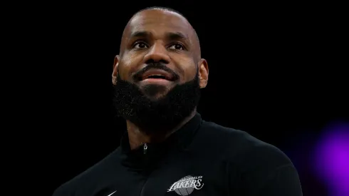 LeBron James #23 of the Los Angeles Lakers looks on.
