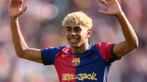 Lamine Yamal of FC Barcelona celebrates